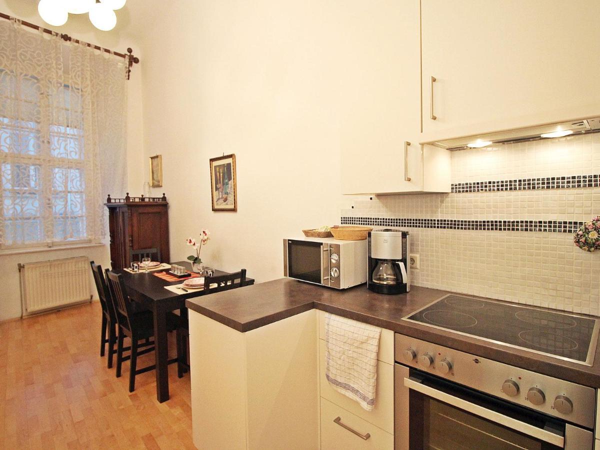 Apartment Judenplatz By Interhome Вена Экстерьер фото