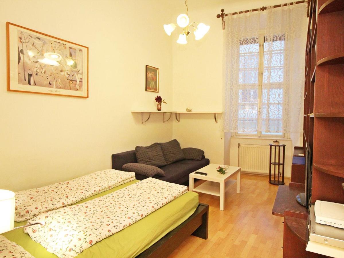 Apartment Judenplatz By Interhome Вена Экстерьер фото